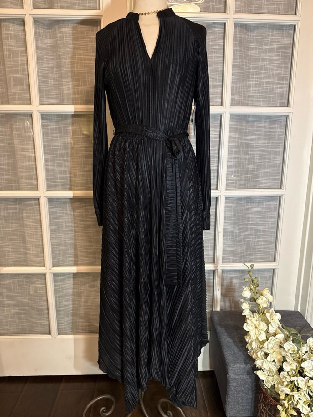 Black Pleated Long-Sleeve Midi Dress with Waist Tie